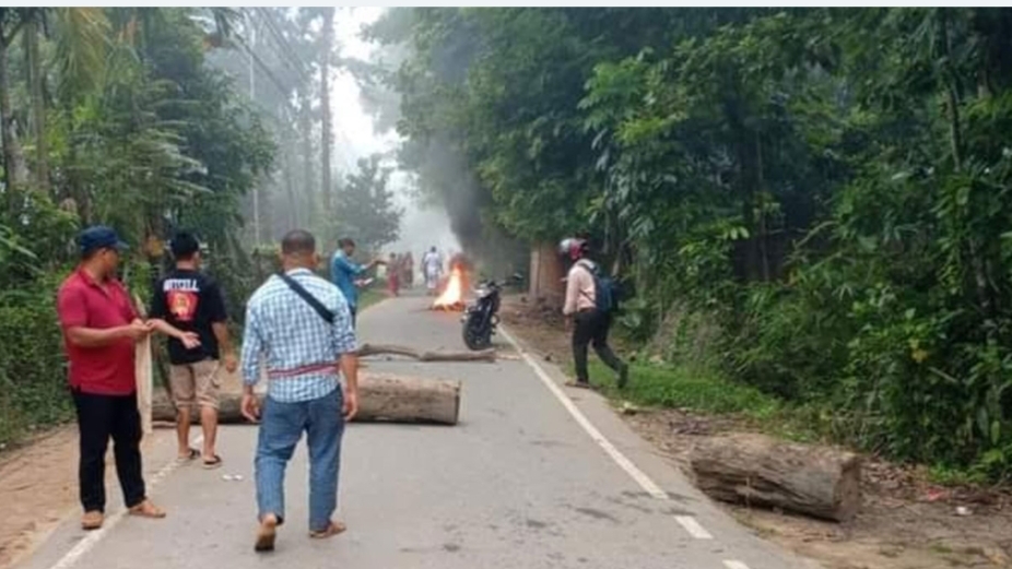 খাগড়াছড়িতে সকাল-সন্ধ্যা সড়কপথ অবরোধের ডাক